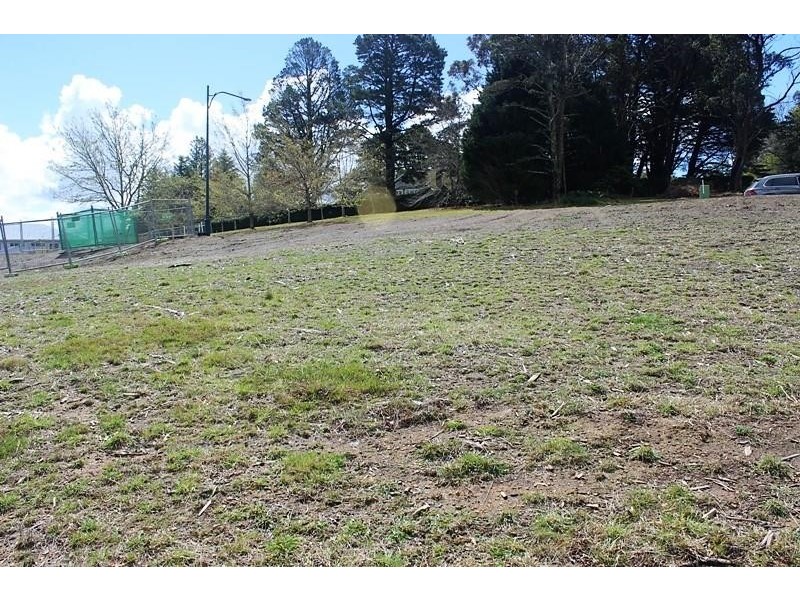 24 Rochester Drive, Bundanoon NSW 2578