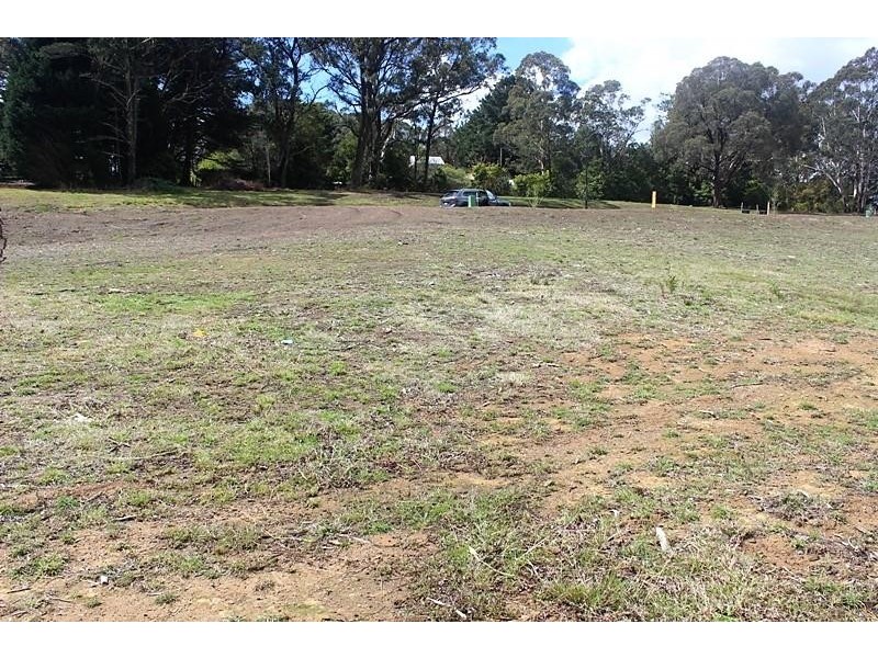 24 Rochester Drive, Bundanoon NSW 2578