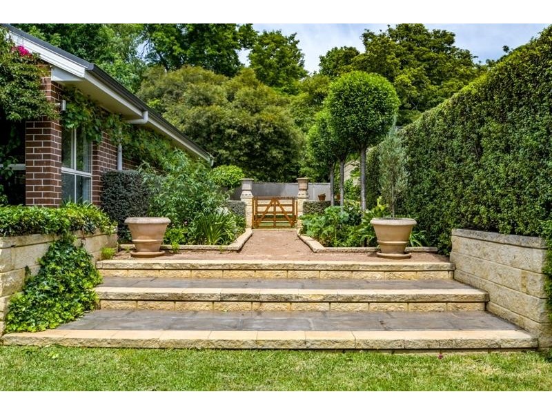 11 Skye Place, Bundanoon NSW 2578