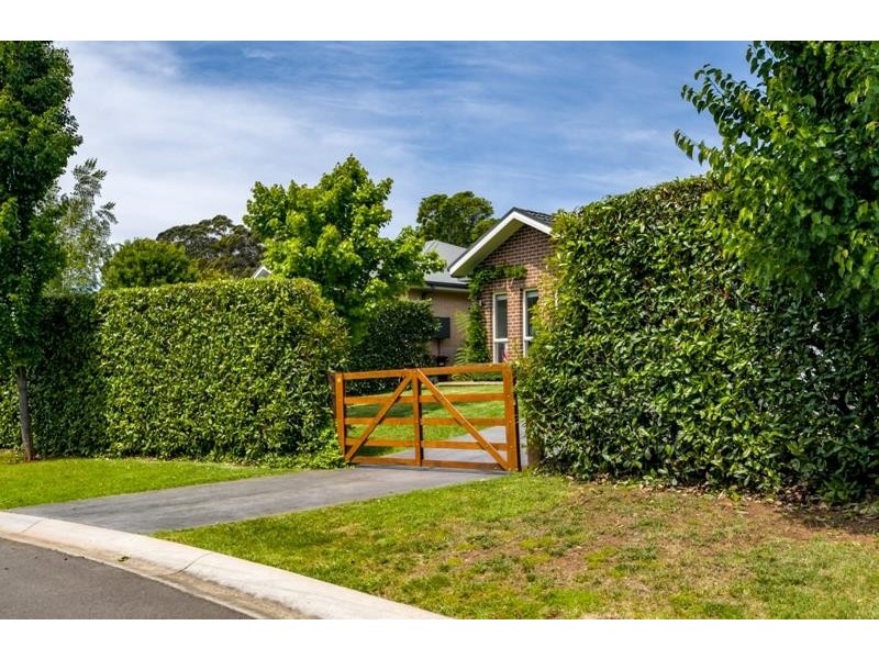 11 Skye Place, Bundanoon NSW 2578