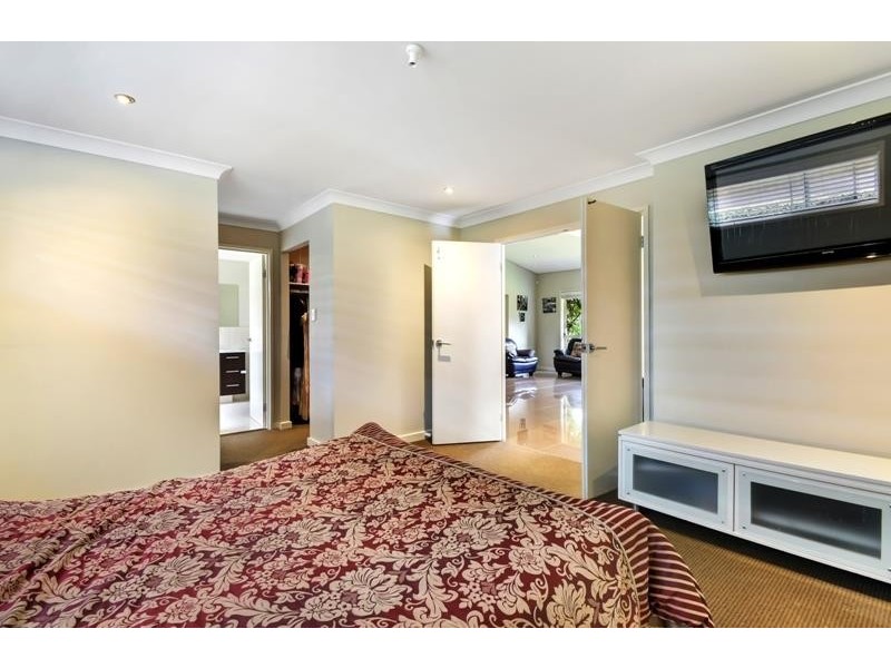 11 Skye Place, Bundanoon NSW 2578