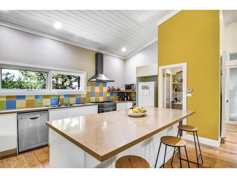 17  Birriga Avenue, Bundanoon NSW 2578