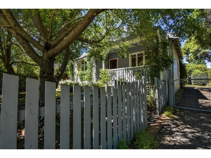 22 Ebury Street, Bundanoon NSW 2578