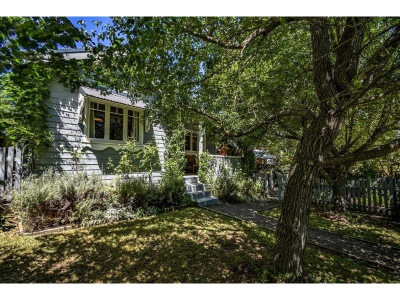 22 Ebury Street, Bundanoon NSW 2578