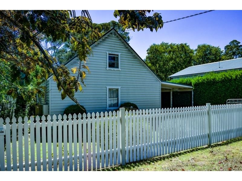 15 Ebury Street, Bundanoon NSW 2578