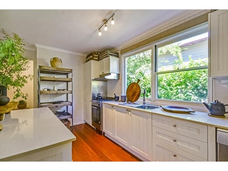 15 Ebury Street, Bundanoon NSW 2578