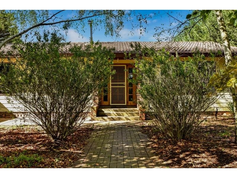 49 Railway Avenue, Wingello NSW 2579