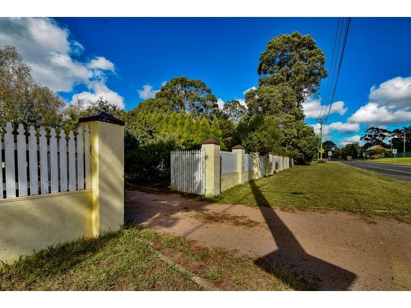 49 Railway Avenue, Wingello NSW 2579