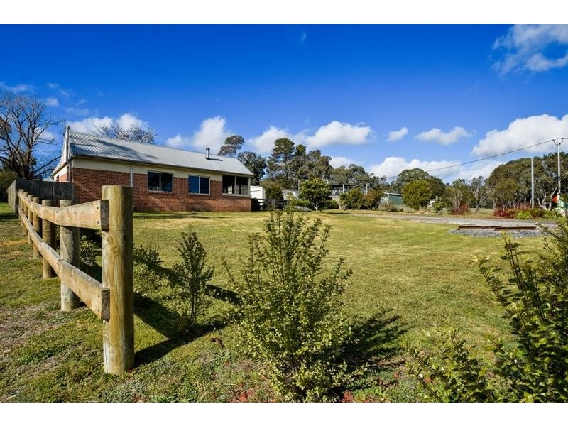 79 Caoura Road, Tallong NSW 2579