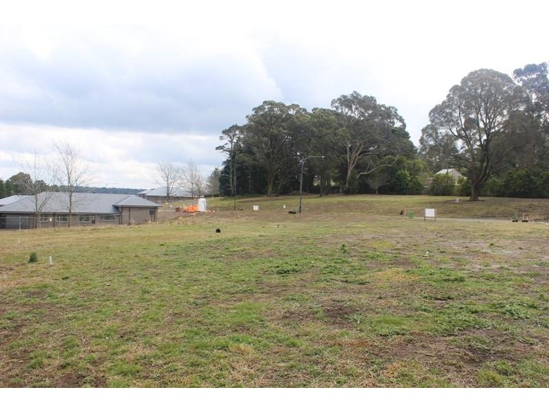 34 Rochester  Drive, Bundanoon NSW 2578