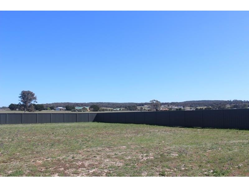 19 Morris Place, Marulan NSW 2579
