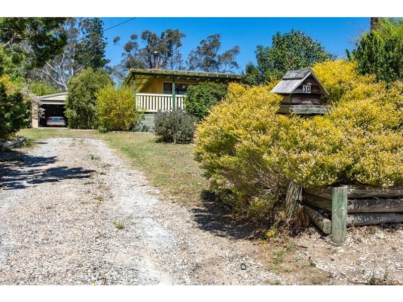 30 Huon Street, Tallong NSW 2579