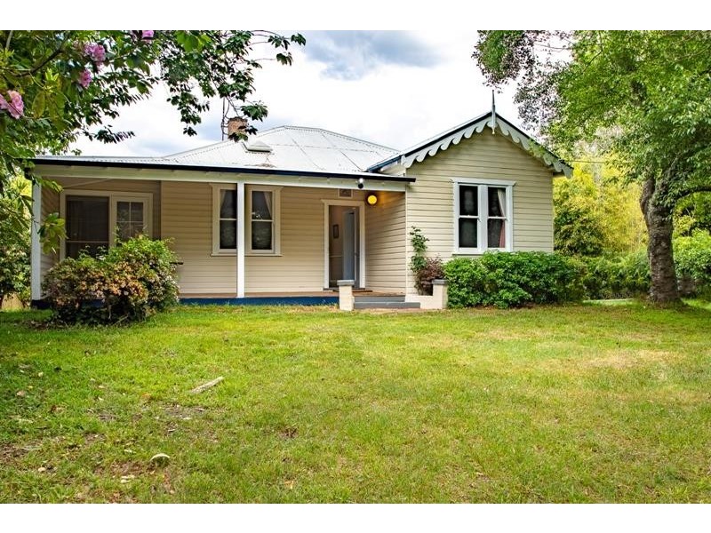 197 Railway Avenue, Bundanoon NSW 2578