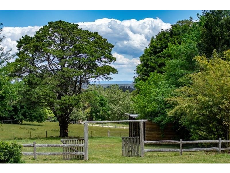 197 Railway Avenue, Bundanoon NSW 2578