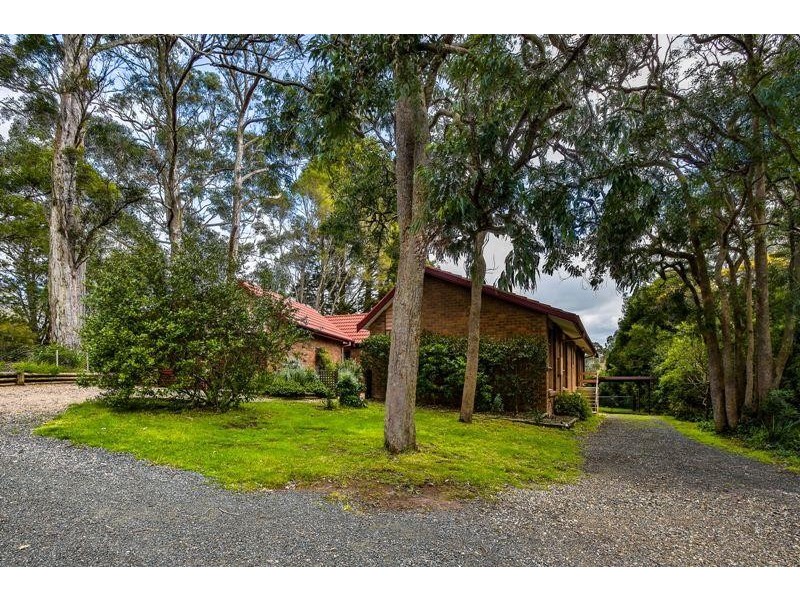 22 Bindar Crescent, Bundanoon NSW 2578
