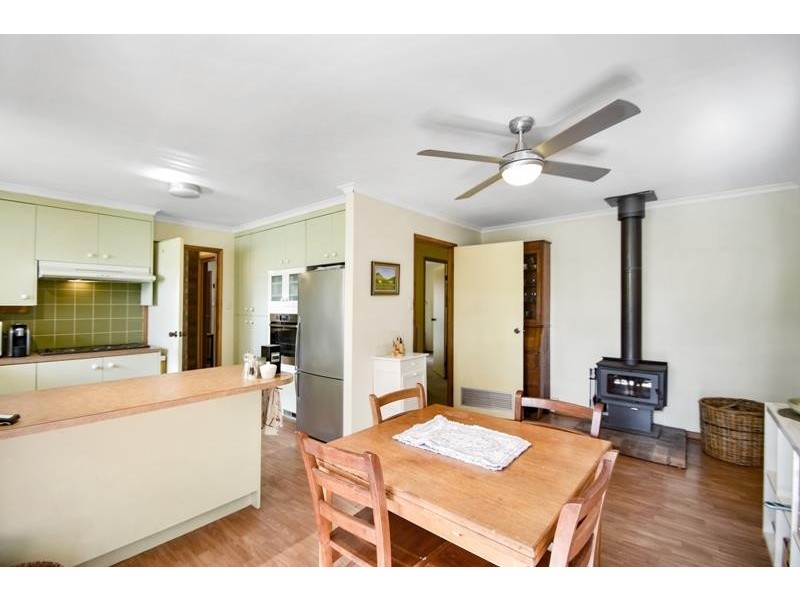 22 Bindar Crescent, Bundanoon NSW 2578