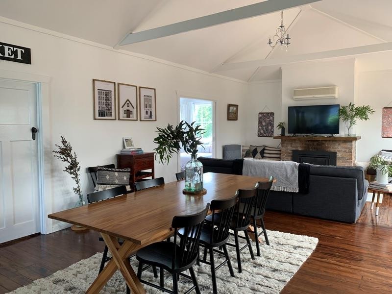 8 Barnett Avenue, Bundanoon NSW 2578