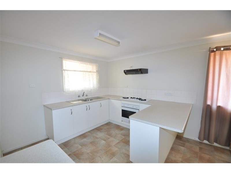 24 Springfield Way, Dubbo NSW 2830