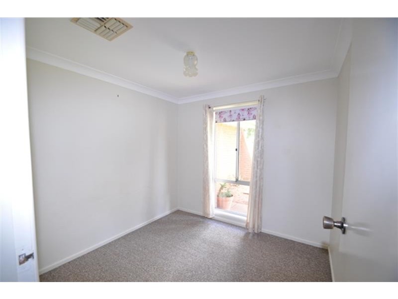 24 Springfield Way, Dubbo NSW 2830