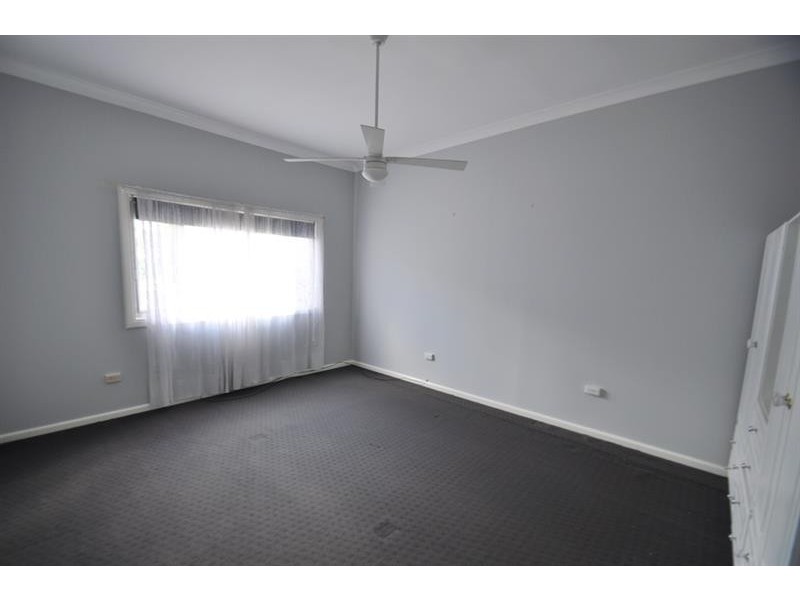 38 Simpson Street, Wellington NSW 2820