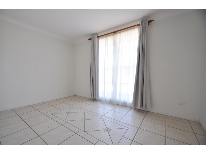 1  Osborne Place, Dubbo NSW 2830