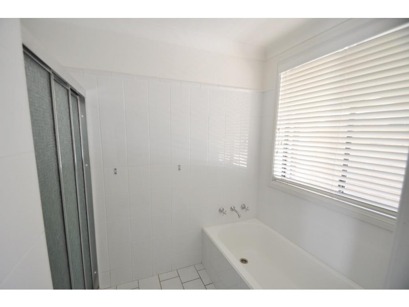 1  Osborne Place, Dubbo NSW 2830