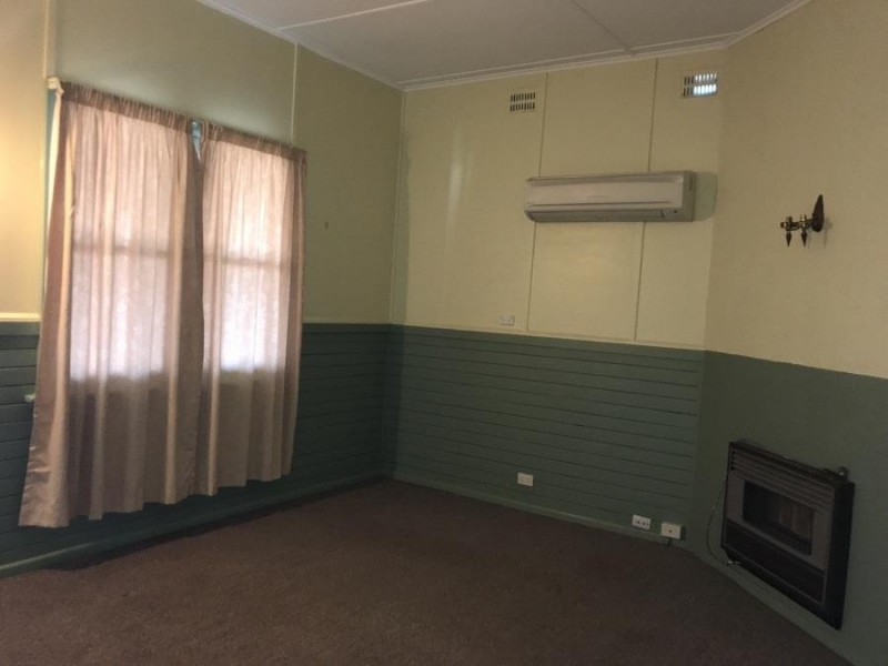 20 Erskine  St, Dubbo NSW 2830