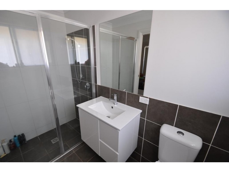 23 Sherrard Crescent, Dubbo NSW 2830