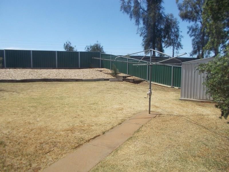 4A Highview Place, Dubbo NSW 2830