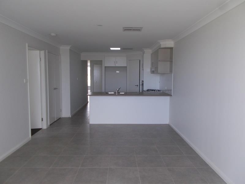 35A Champagne Drive, Dubbo NSW 2830
