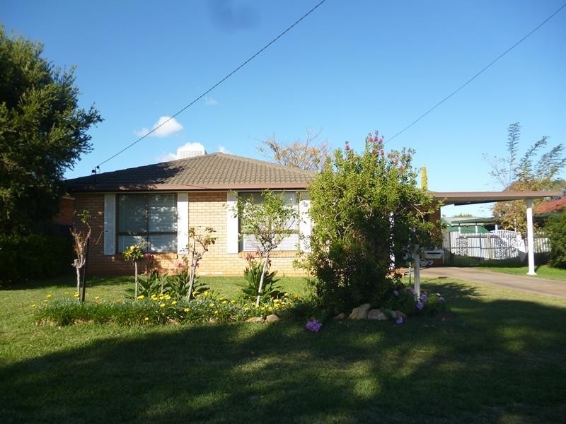 36 Mumford Crescent, Dubbo NSW 2830