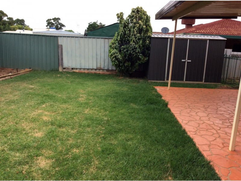 36 Mumford Crescent, Dubbo NSW 2830