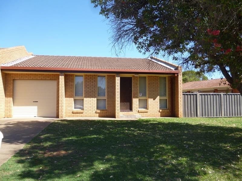 3 Greenway Place, Dubbo NSW 2830