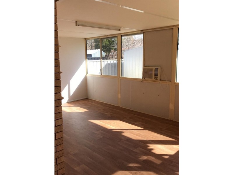 3 Greenway Place, Dubbo NSW 2830