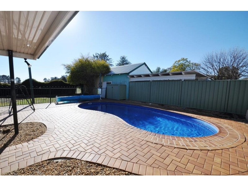 126 Wingewarra Street, Dubbo NSW 2830