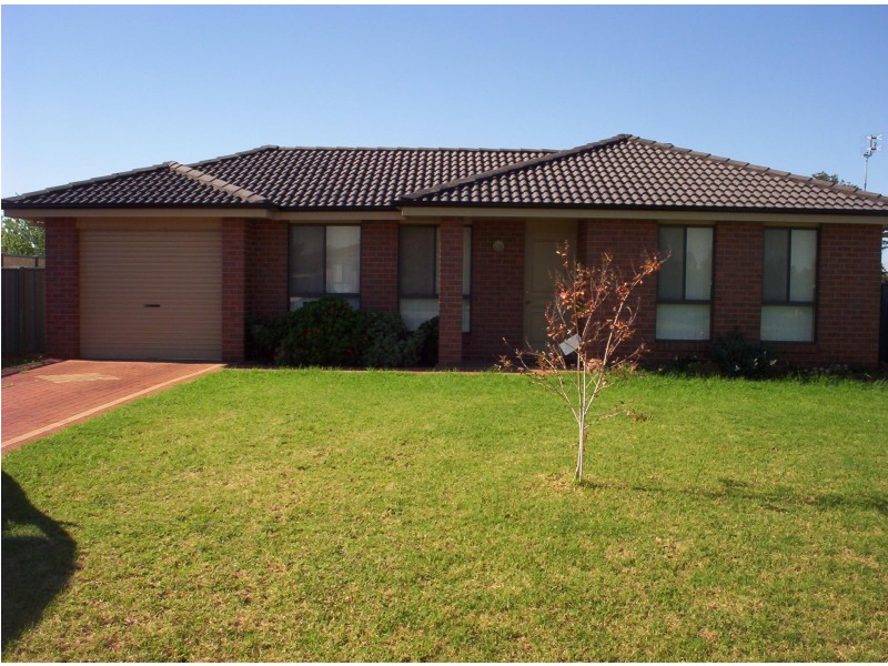 47 Meadowbank Drive, Dubbo NSW 2830