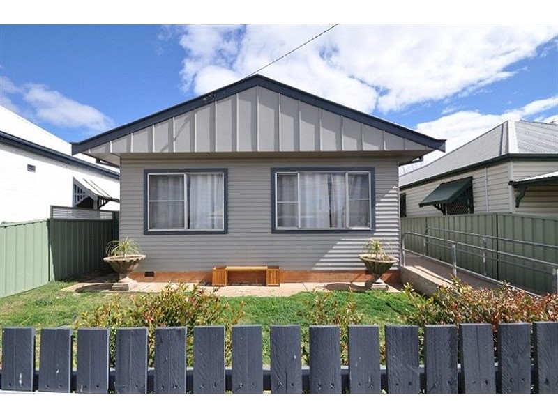 87 Bourke Street, Dubbo NSW 2830