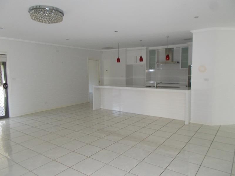 22 Cypress Point Drive, Dubbo NSW 2830