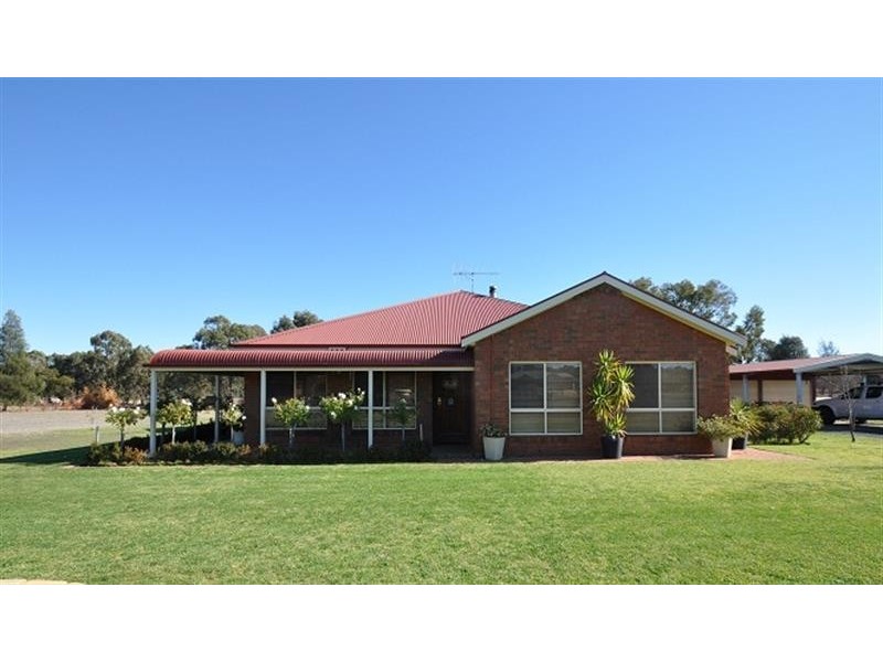 25  Torryburn Way, Dubbo NSW 2830