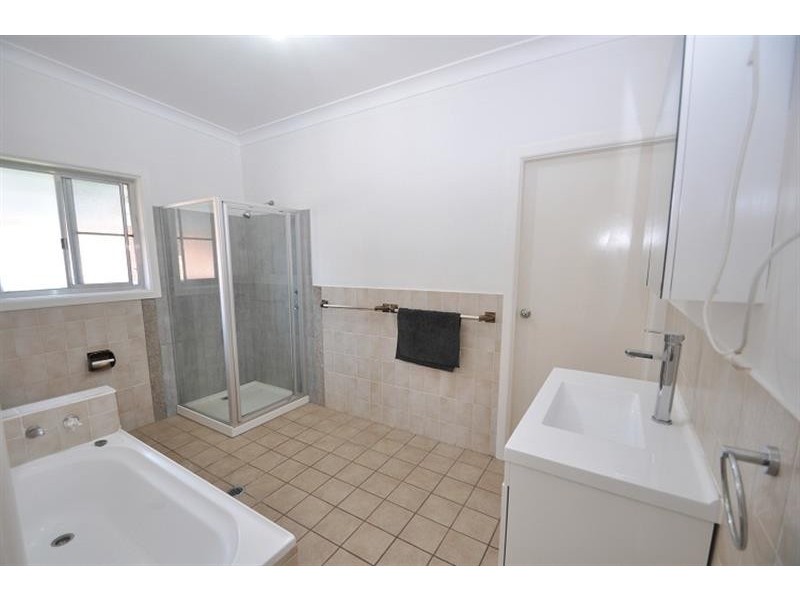 126 Wingewarra Street, Dubbo NSW 2830