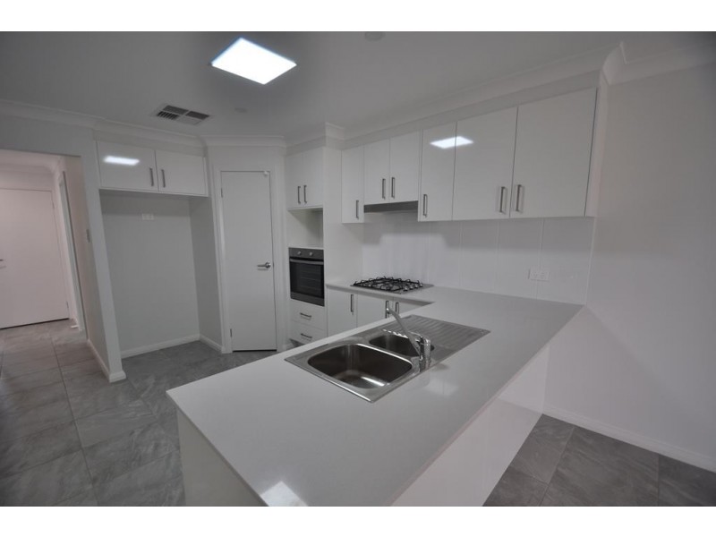 4B Apsley  Crescent, Dubbo NSW 2830