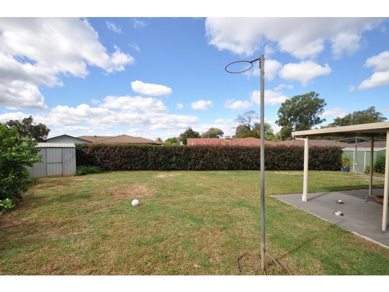 55 Chifley Drive, Dubbo NSW 2830