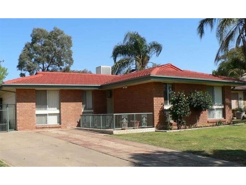 54 Springfield Way, Dubbo NSW 2830