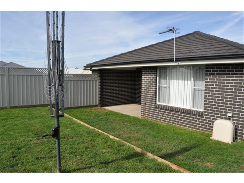 3 Wollombombi Parade, Dubbo NSW 2830