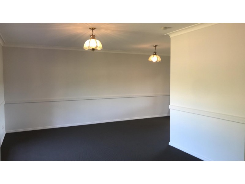 13 Loane Place, Dubbo NSW 2830