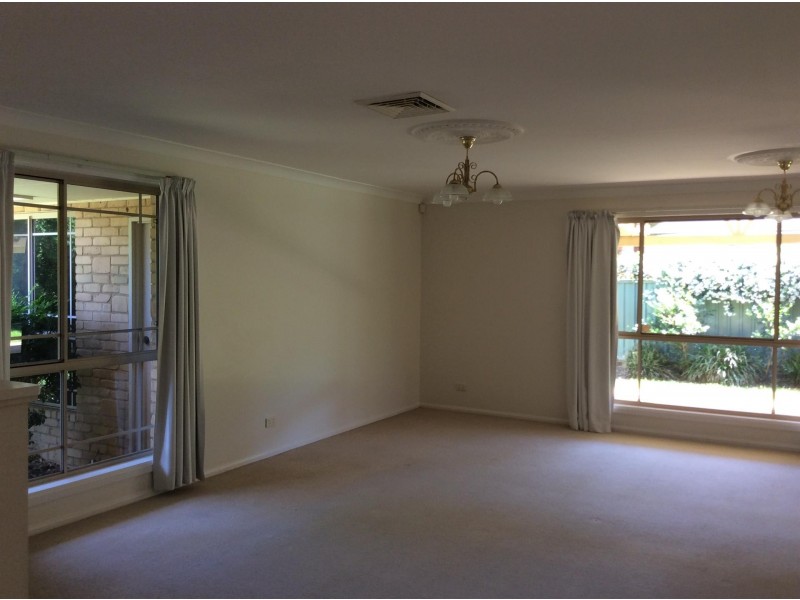 12 Oakland Way, Dubbo NSW 2830