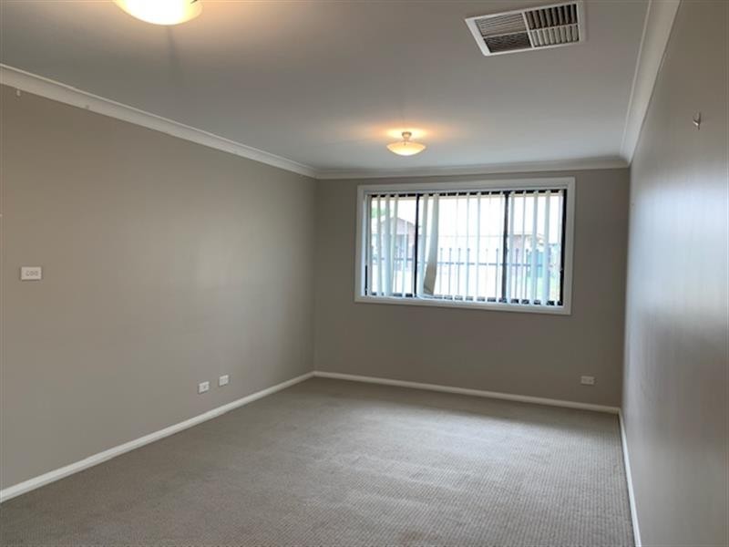 5 Askernish Drive, Dubbo NSW 2830