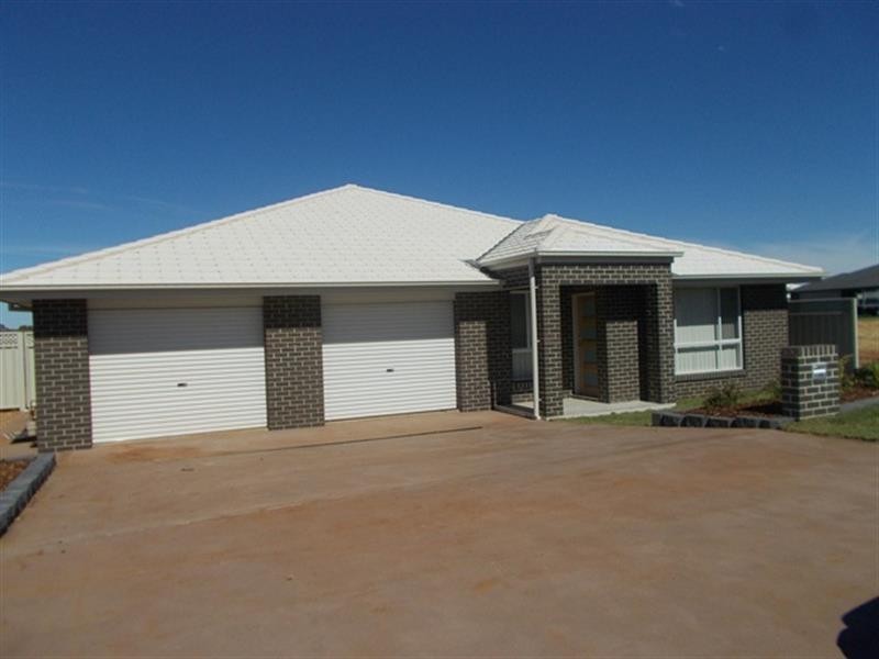 11B Apsley  Crescent, Dubbo NSW 2830