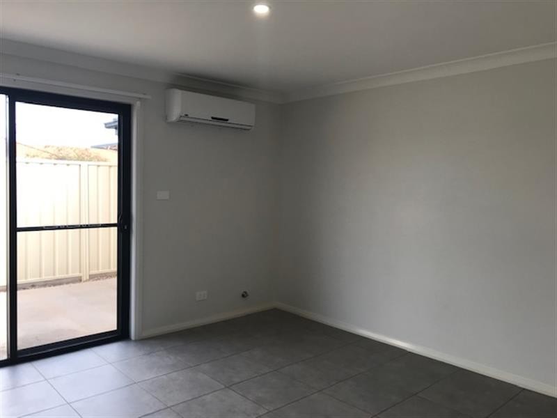 4A Volta Avenue, Dubbo NSW 2830