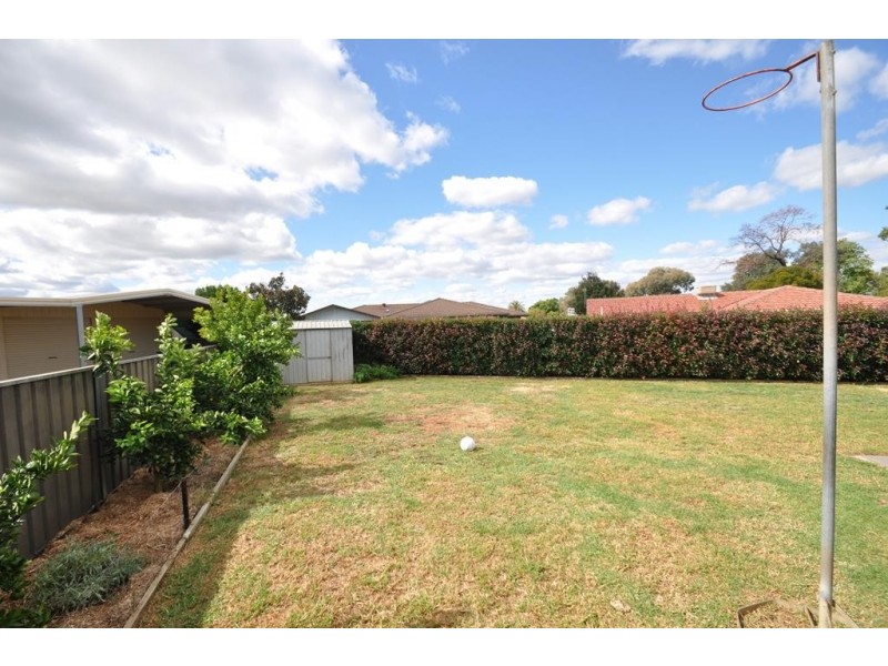 55 Chifley Drive, Dubbo NSW 2830